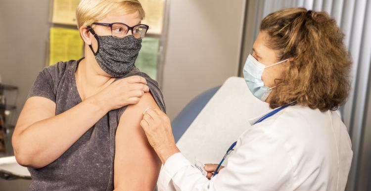 Covid vaccine bus in Sheerness